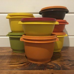 Lot of 7, 1970's Tupperware Containers